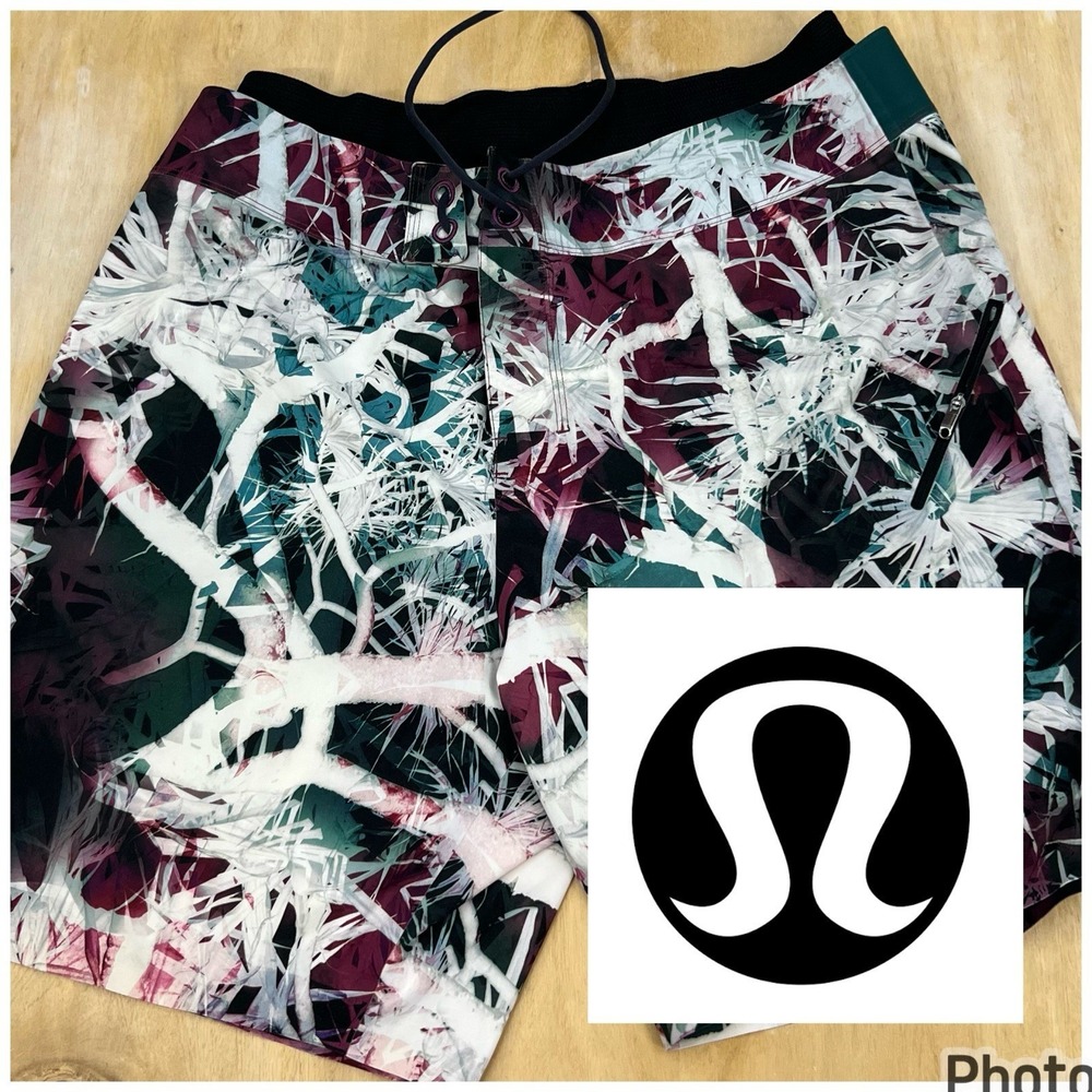 Lululemon El Current Board Shorts Mens 36x7 (No Tag) Standard Fit Lined Stretch